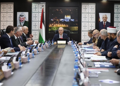 مصطفى يؤكد دعم كل جهد لإغاثة شعبنا في غزة بما يضمن وحدة شطري الوطن