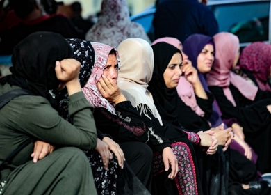 أمهات غزة في يوم الأم.. ترمل مبكر ومعاناة مركبة