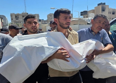 استشهاد طفلة متأثرة بجراحها جراء قصف الاحتلال مواصي خان يونس