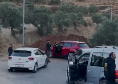 الاحتلال يغلق كافة مداخل بلدة سنجل شمال رام الله