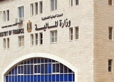 "المالية": اكتشاف حالات تلاعب في الوصولات الجمركية التي تدفع بأحد البنوك