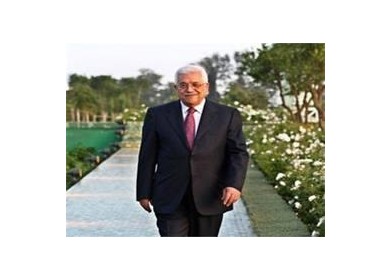 واثق الخطوة يمشي ملكاً