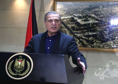 أبو ردينة: مسيرة الأعلام الاستفزازية ستفجر الأوضاع ونحمل حكومة الاحتلال المسؤولية