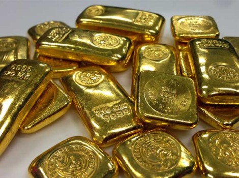 الذهب يهبط لجلسة سابعة مع تمسك المركزي الأمريكي بالتشديد