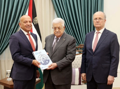 الرئيس يتسلم التقرير السنوي لصندوق الاستثمار الفلسطيني لعام 2025