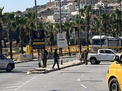 حاجز عسكري عند مدخل ترمسعيا شمال رام الله