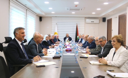 لجنة متابعة انتخابات المجلس الوطني تبحث الترتيبات اللوجستية والنظام الانتخابي وسبل تنفيذ الانتخابات لاستكمال المسار الديمقراطي
