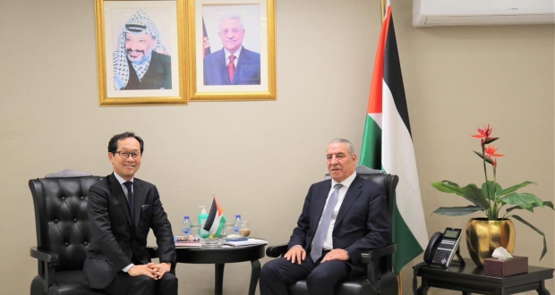 أمين سر اللجنة التنفيذية لمنظمة التحرير الفلسطينية حسين الشيخ،