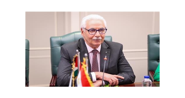 وزير الصحة ماجد أبو رمضان