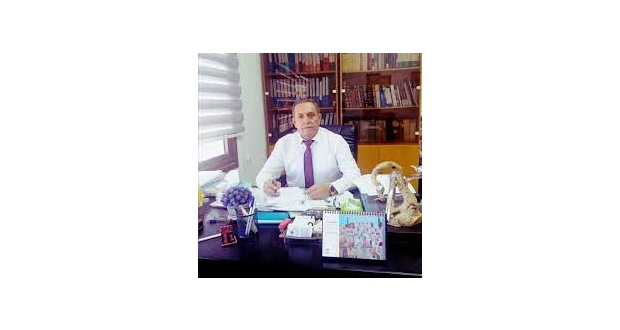 د رياض حلس