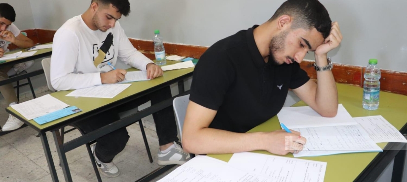 الخضور: امتحان التربية الدينية إلكترونيا للثانوية العامة ضمن توجه حكومي للتعليم الإلكتروني